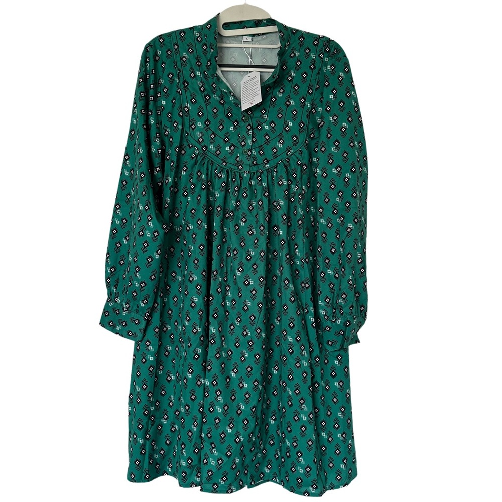 MADE WITH LOVE Green Yoke Long Sleeve Smock Dress NWT Size Large